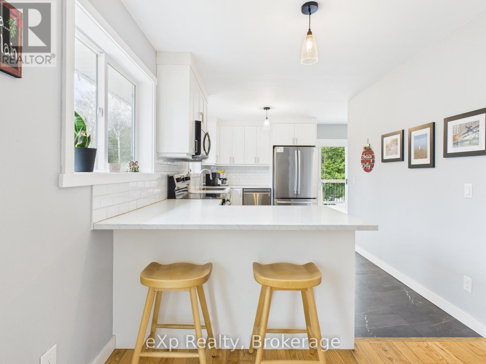 Secondary picture of 568 MCNABB STREET