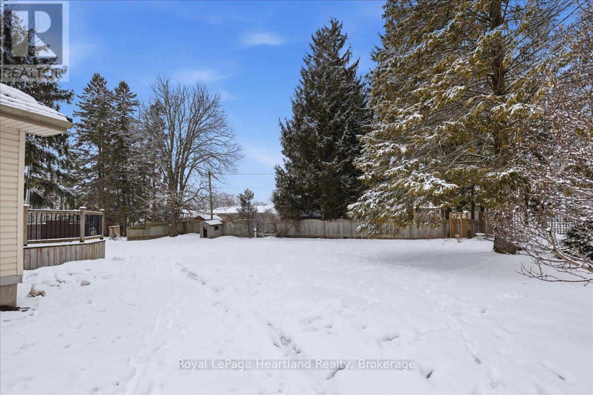 77 Chalk Street N, Huron East, Ontario  N0K 1W0 - Photo 37 - X12830850