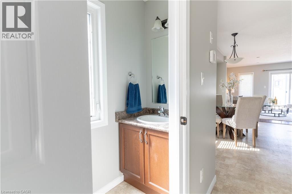 1319 Countrystone Drive, Kitchener, Ontario  N2N 3R9 - Photo 6 - 40805152