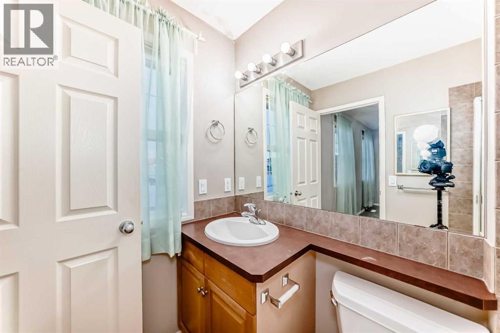 119 Evermeadow Avenue Sw, Calgary, Alberta  T2Y 5E5 - Photo 24 - A2288768