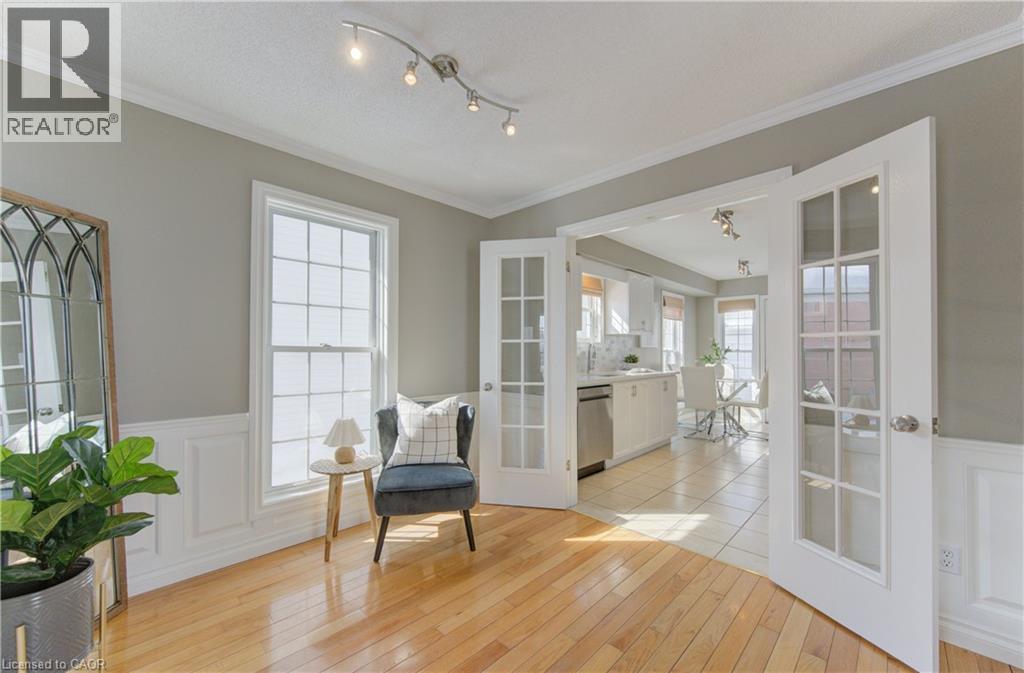 120 Wake Robin Drive, Kitchener, Ontario  N2E 3L5 - Photo 9 - 40806167