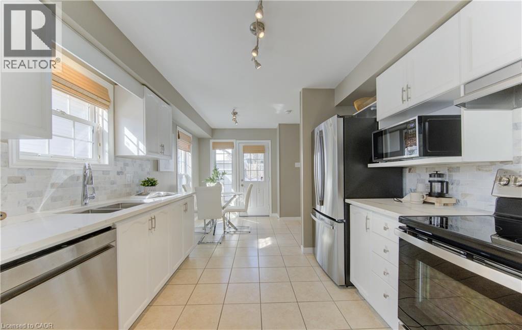 120 Wake Robin Drive, Kitchener, Ontario  N2E 3L5 - Photo 10 - 40806167