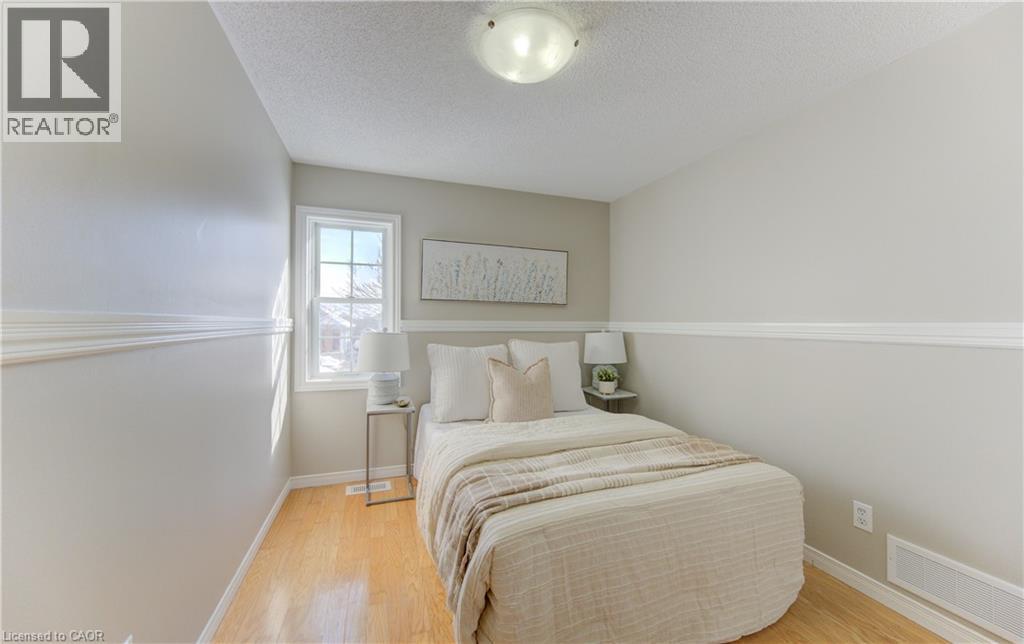 120 Wake Robin Drive, Kitchener, Ontario  N2E 3L5 - Photo 20 - 40806167