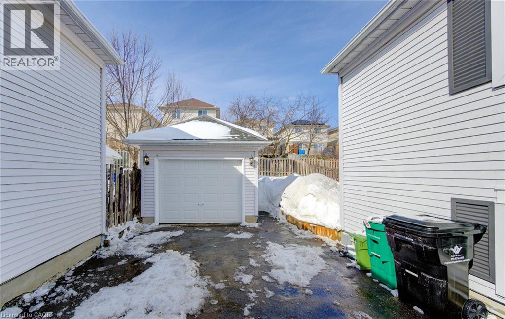 120 Wake Robin Drive, Kitchener, Ontario  N2E 3L5 - Photo 29 - 40806167