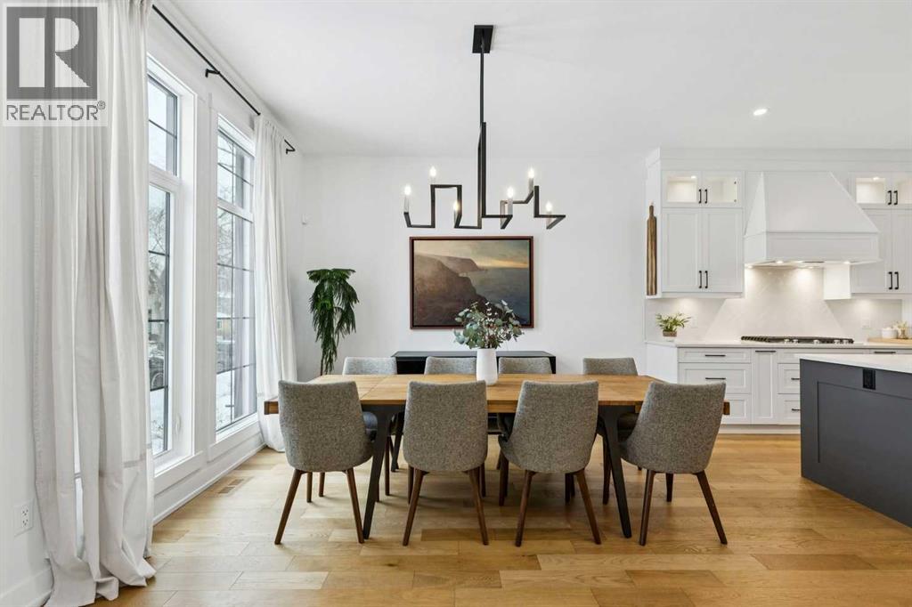 411 15 Street Nw, Calgary, Alberta  T2N 2B1 - Photo 3 - A2289707