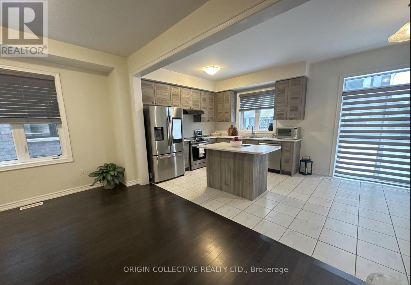 4 Amos Avenue, Brantford, Ontario  N3T 0V4 - Photo 7 - X12801660