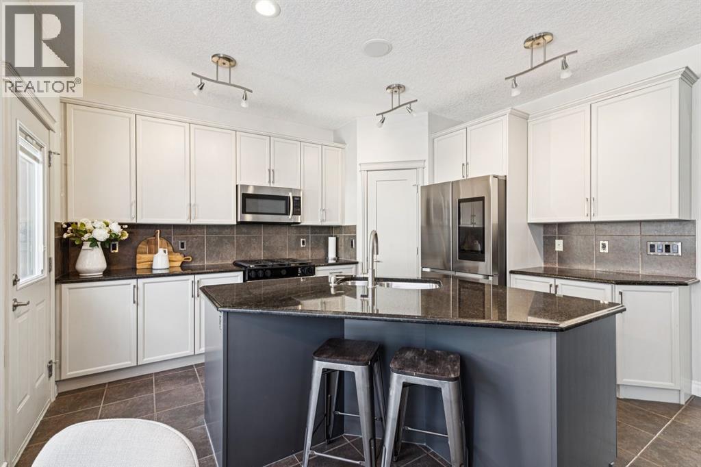 94 Discovery Ridge Way Sw, Calgary, Alberta  T3H 5G5 - Photo 14 - A2288888