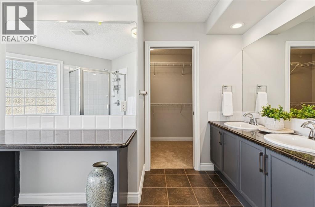 94 Discovery Ridge Way Sw, Calgary, Alberta  T3H 5G5 - Photo 25 - A2288888