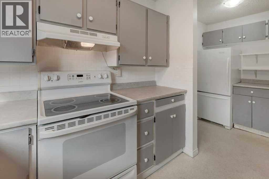 27 Castleglen Road Ne, Calgary, Alberta  T3J 1P2 - Photo 9 - A2289005