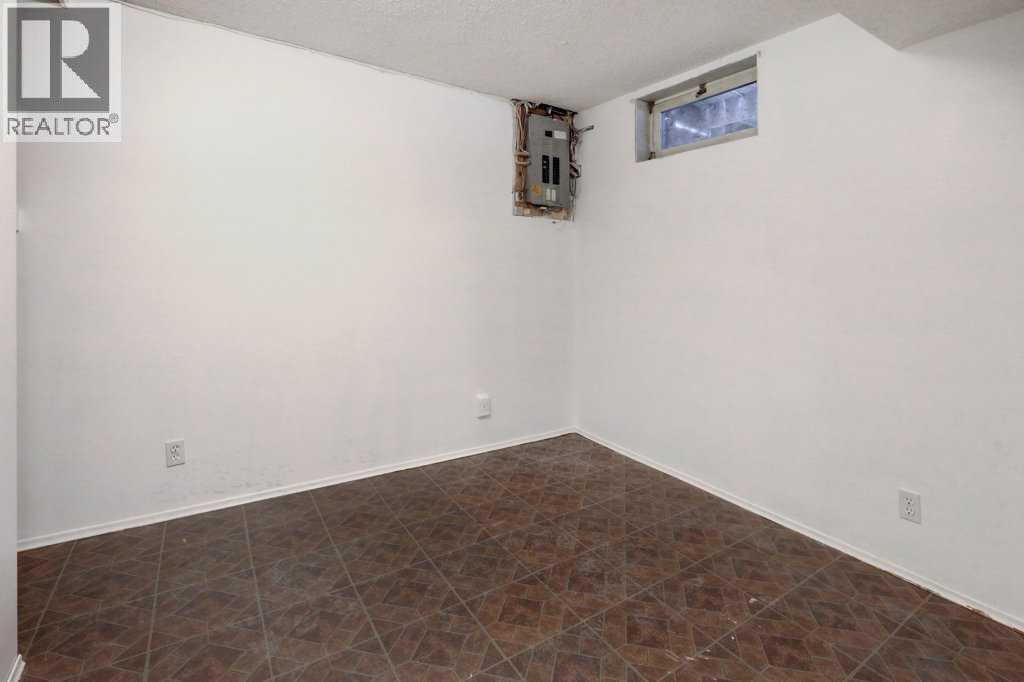 27 Castleglen Road Ne, Calgary, Alberta  T3J 1P2 - Photo 20 - A2289005