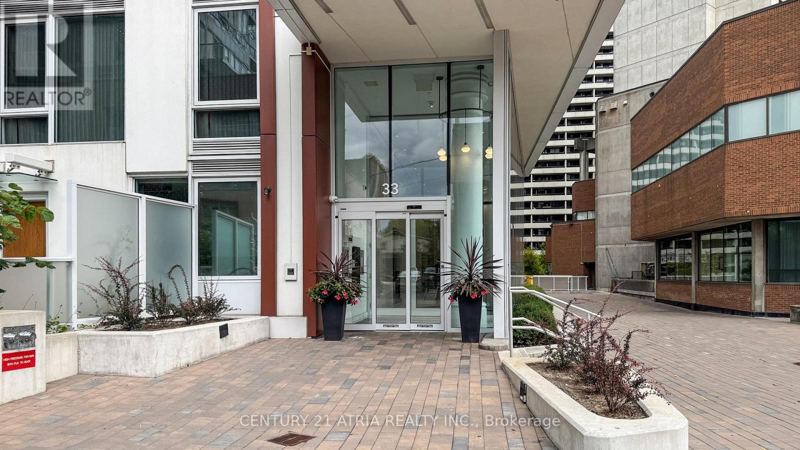 609 - 33 Helendale Avenue, Toronto, Ontario  M4R 0A4 - Photo 5 - C12830842