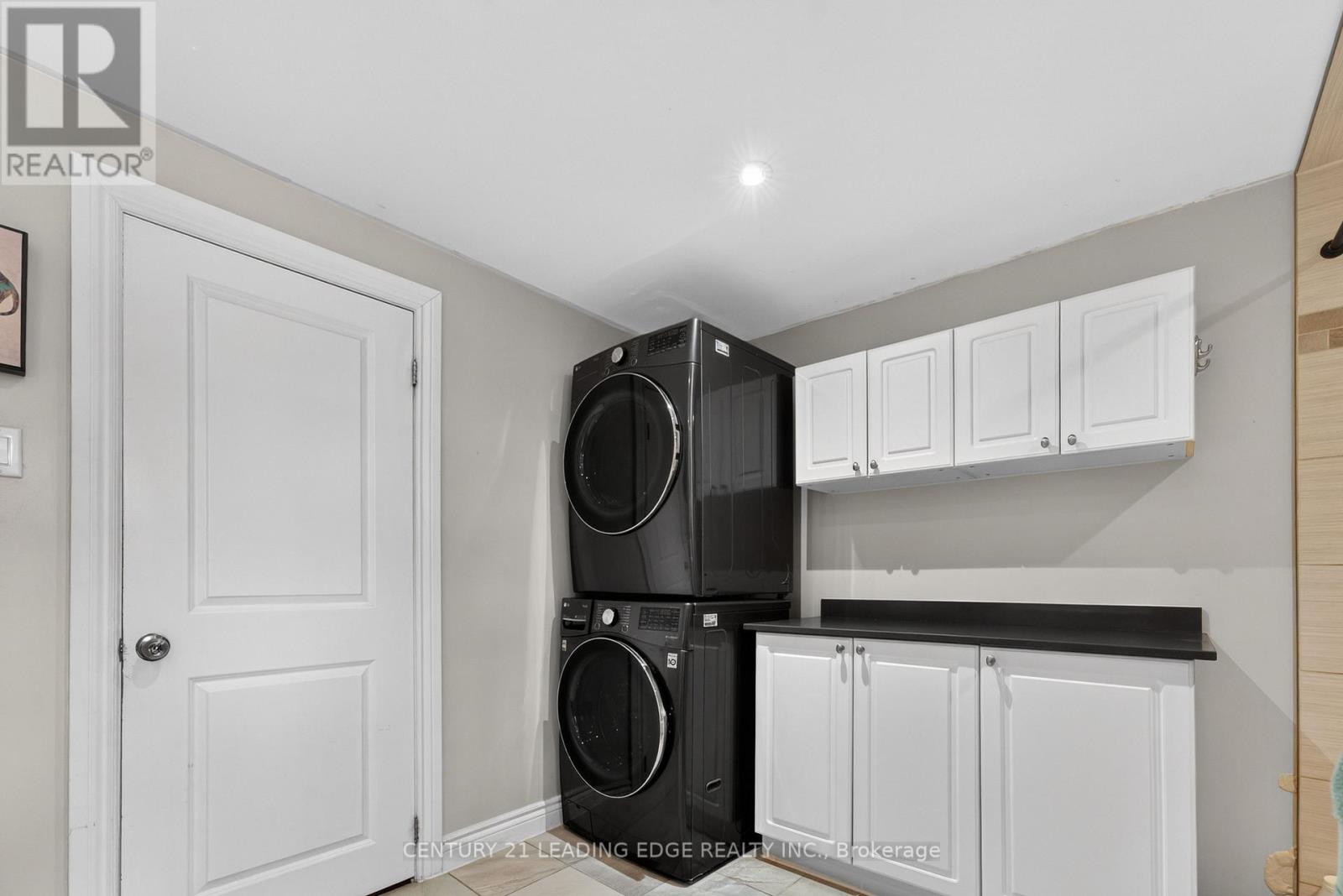 8 Doner Street, New Tecumseth, Ontario  L9R 1M5 - Photo 18 - N12830856