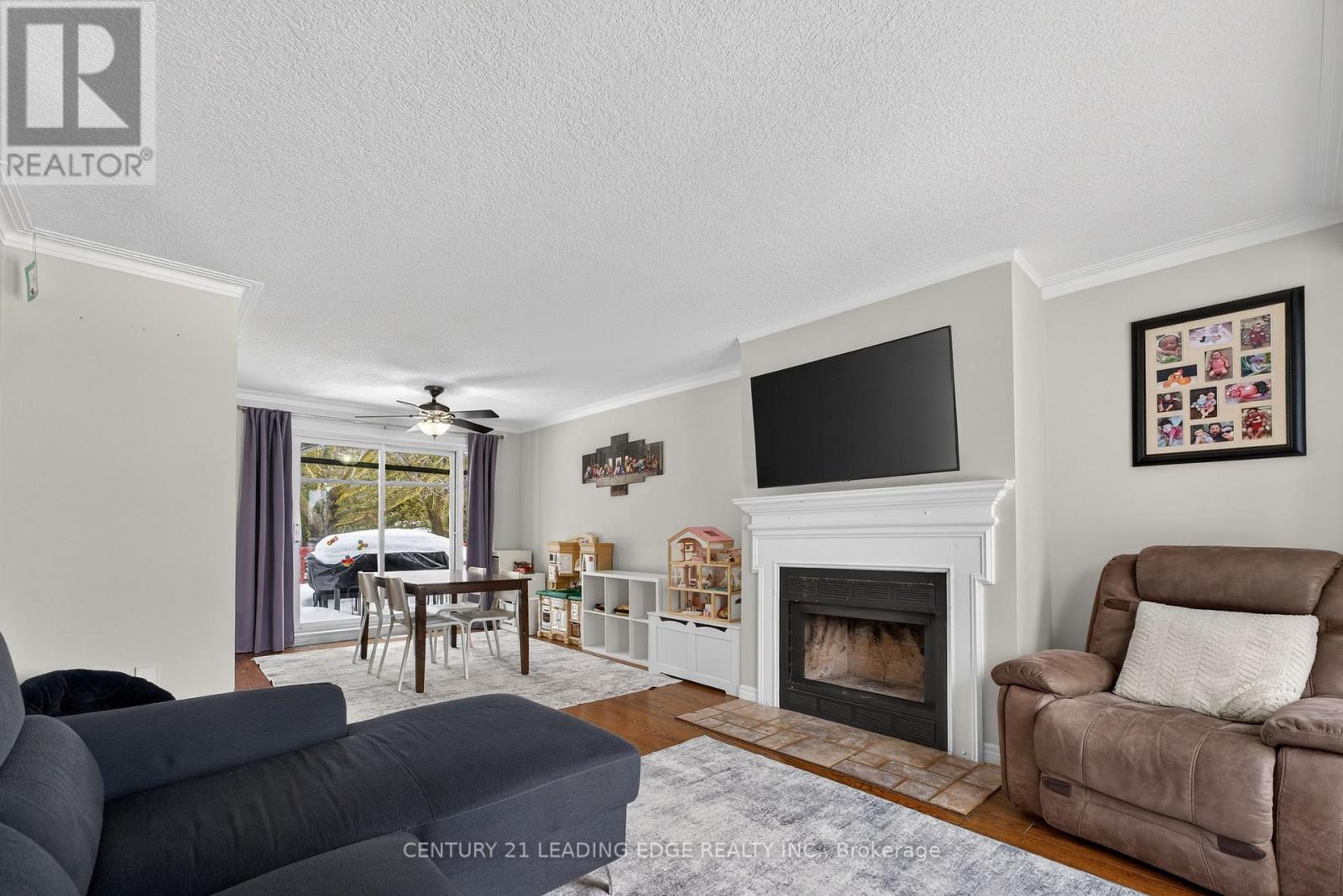 8 Doner Street, New Tecumseth, Ontario  L9R 1M5 - Photo 4 - N12830856