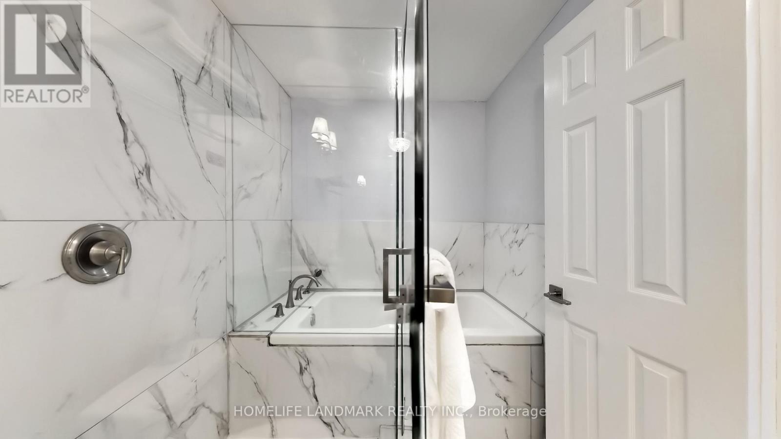 81 Stirling Crescent, Markham, Ontario  L3R 7J8 - Photo 26 - N12830866