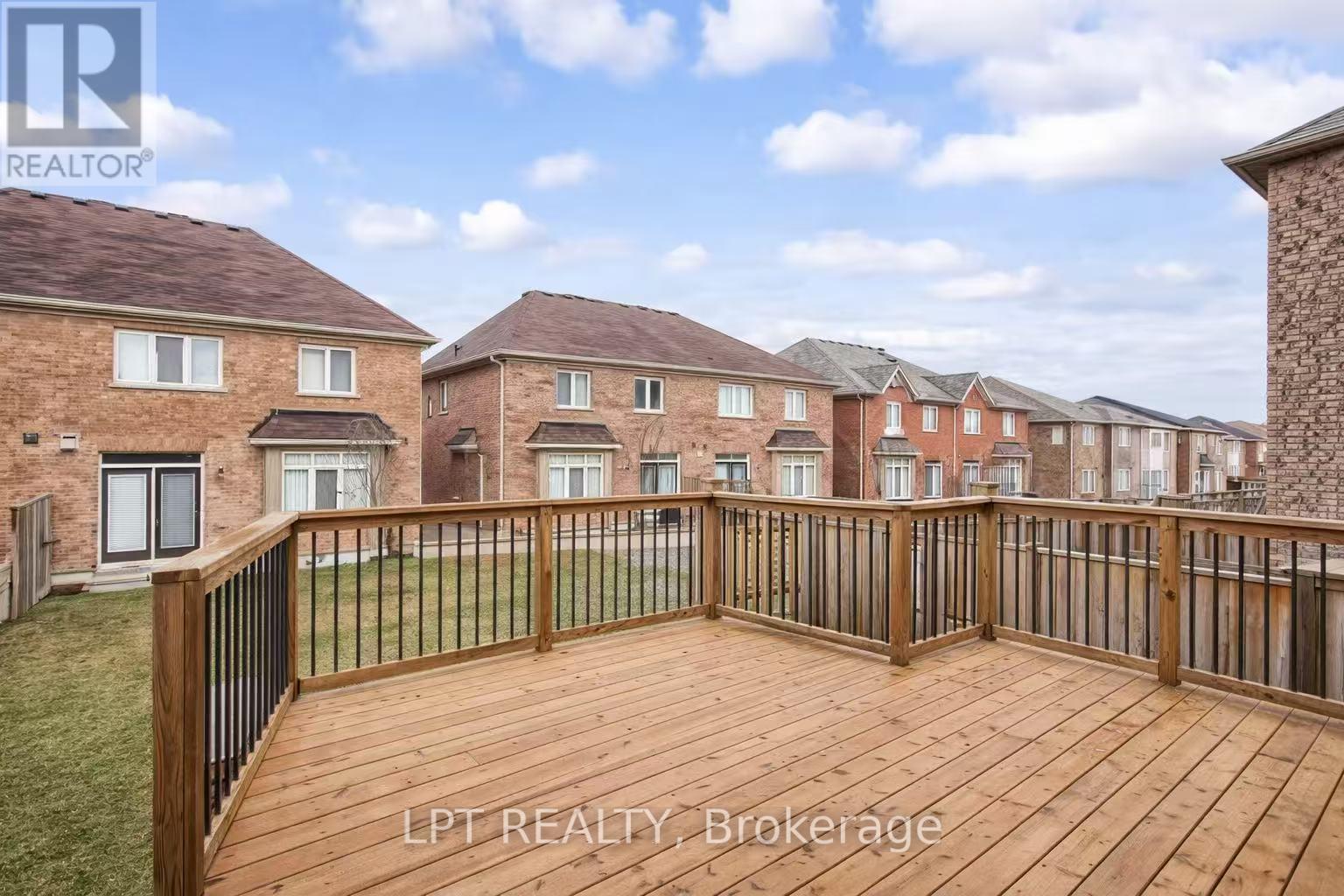 84 Lewis Honey Drive, Aurora, Ontario  L4G 0J3 - Photo 9 - N12830870