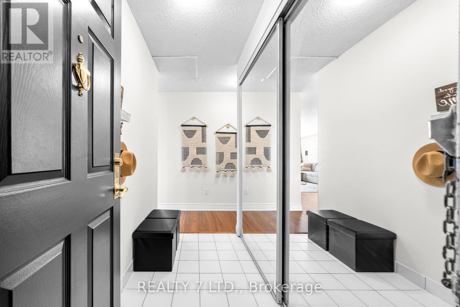 303 - 175 Cedar Avenue, Richmond Hill, Ontario  L4C 9V3 - Photo 7 - N12830902