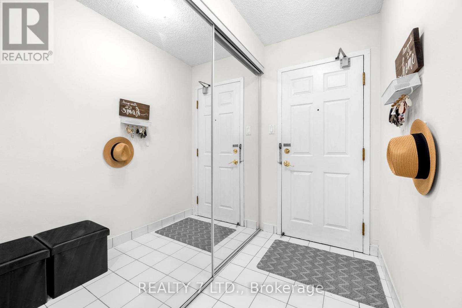 303 - 175 Cedar Avenue, Richmond Hill, Ontario  L4C 9V3 - Photo 8 - N12830902