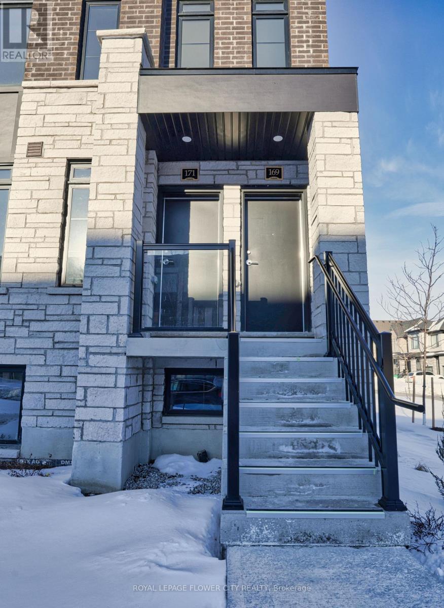 171 Petch Avenue E, Caledon, Ontario  L7C 4P3 - Photo 2 - W12825158