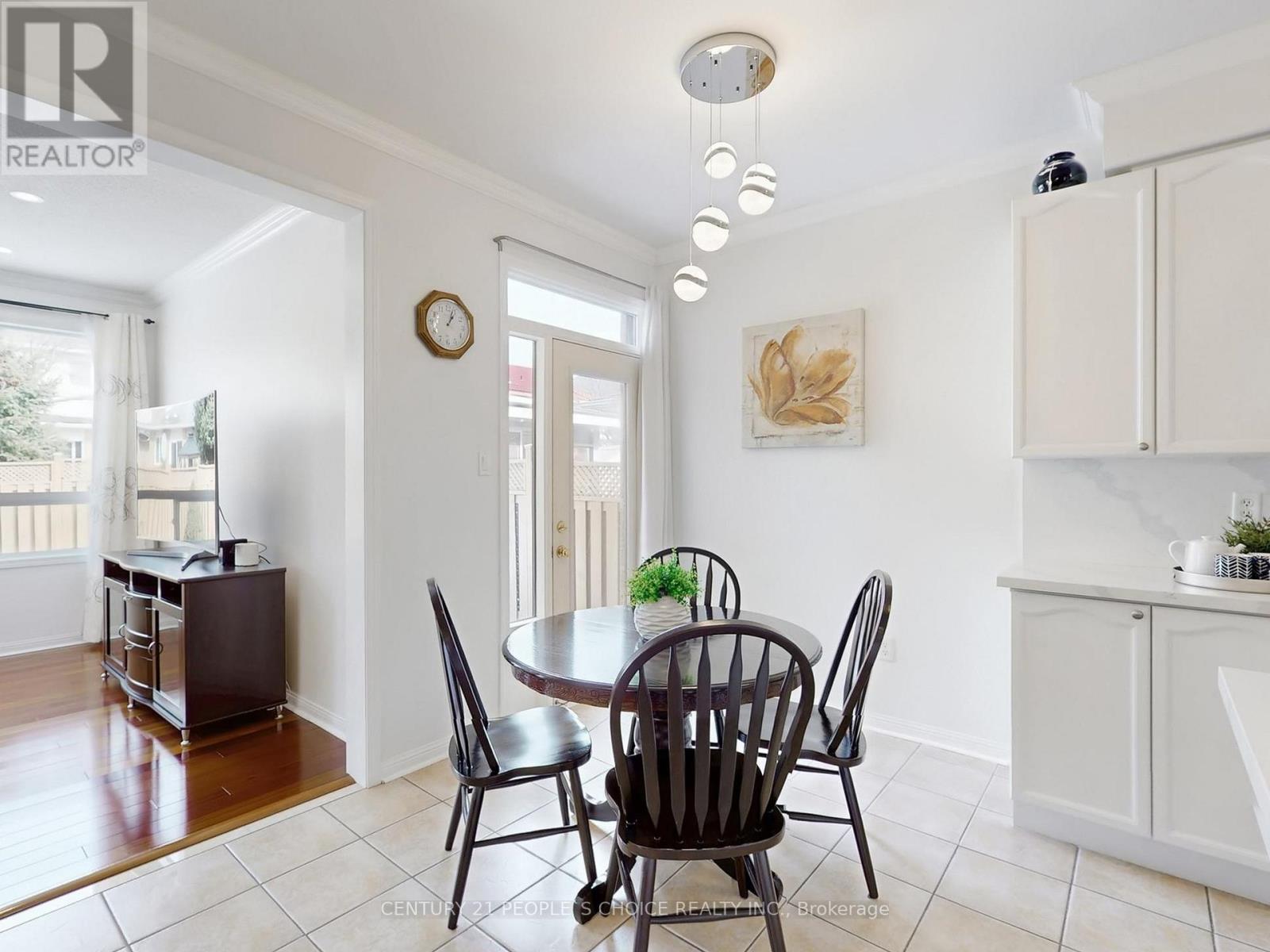 5875 O'meara Street, Mississauga, Ontario  L5V 2X2 - Photo 19 - W12829398