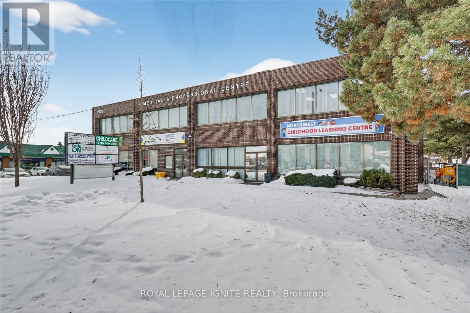 101 - 2978 Islington Avenue, Toronto, Ontario  M9L 2K6 - Photo 3 - W12830834