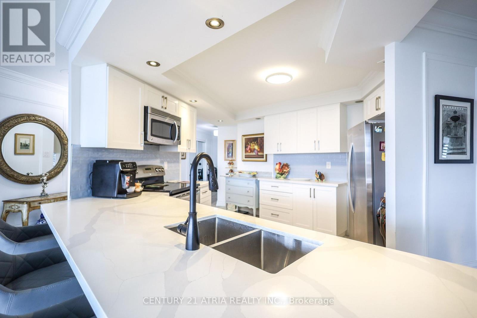 603 - 2010 Islington Avenue, Toronto, Ontario  M9P 3S8 - Photo 7 - W12830862