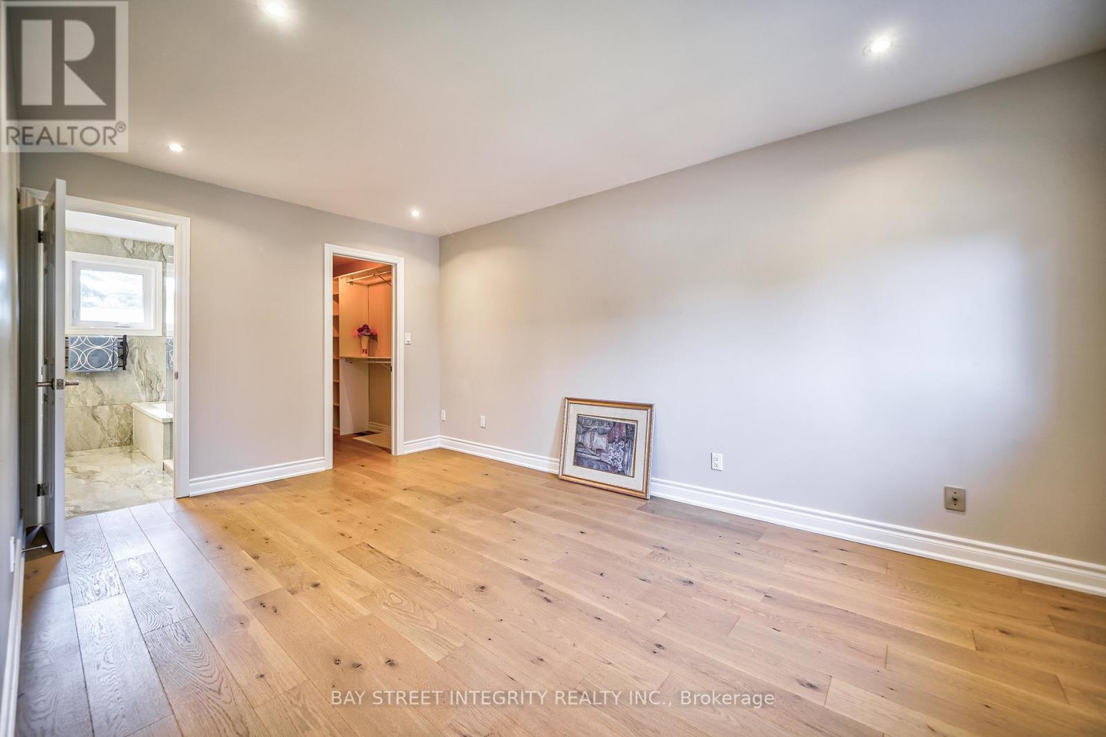 2626 Innisfil Road, Mississauga, Ontario  L5M 4H9 - Photo 25 - W12830872