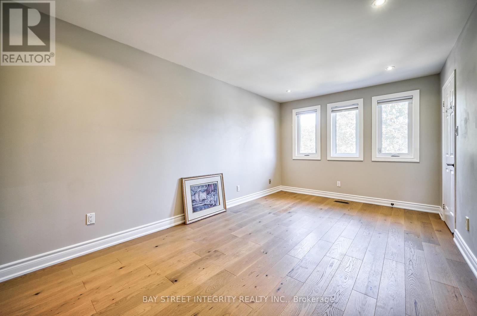 2626 Innisfil Road, Mississauga, Ontario  L5M 4H9 - Photo 27 - W12830872