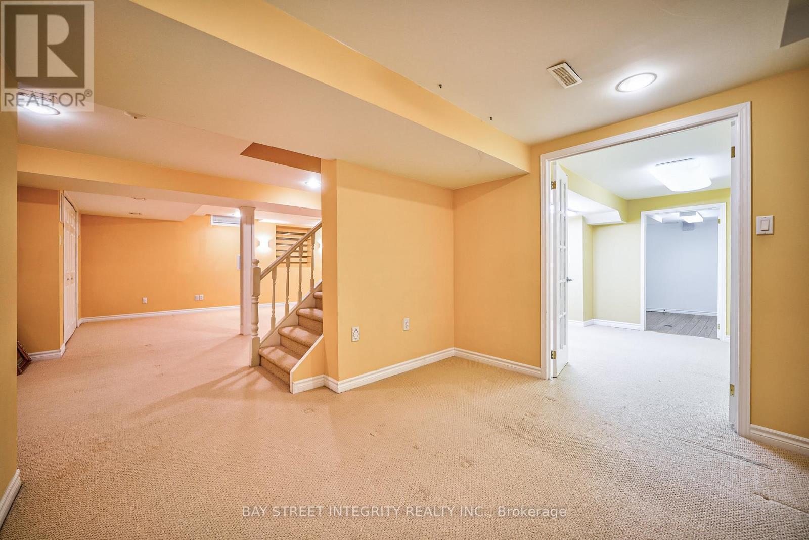 2626 Innisfil Road, Mississauga, Ontario  L5M 4H9 - Photo 43 - W12830872