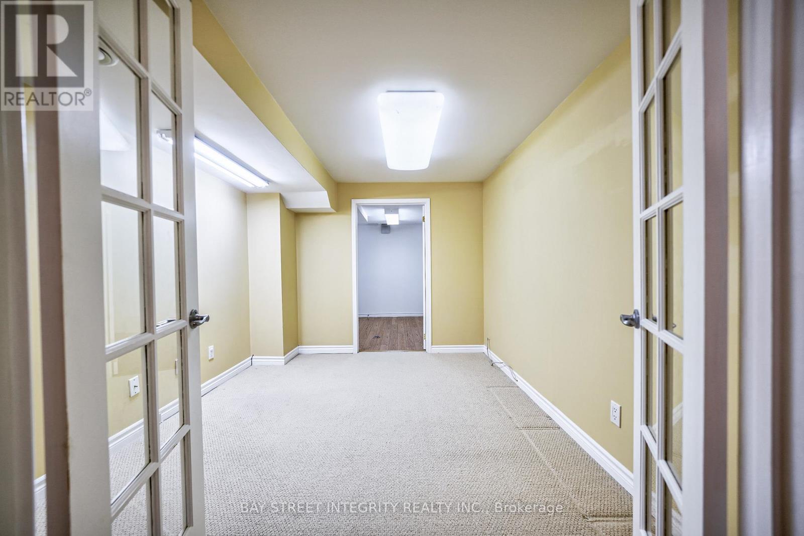 2626 Innisfil Road, Mississauga, Ontario  L5M 4H9 - Photo 44 - W12830872