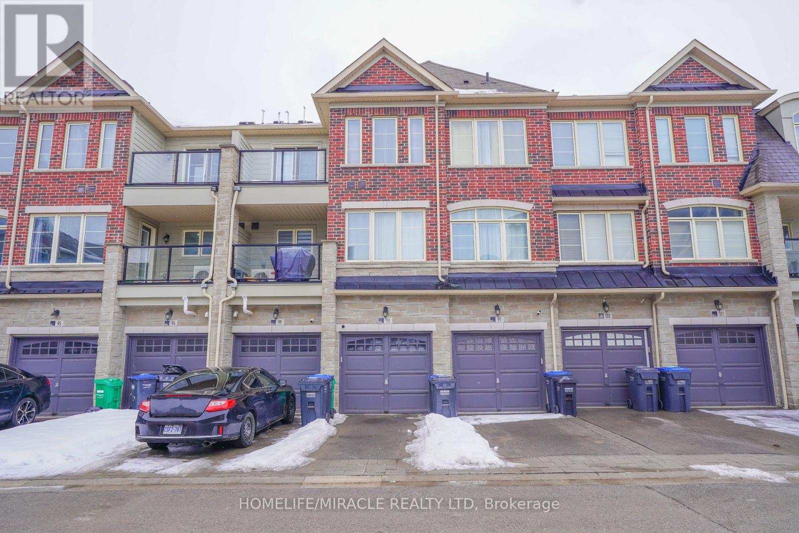 98 - 200 VETERANS DRIVE, Brampton, Ontario