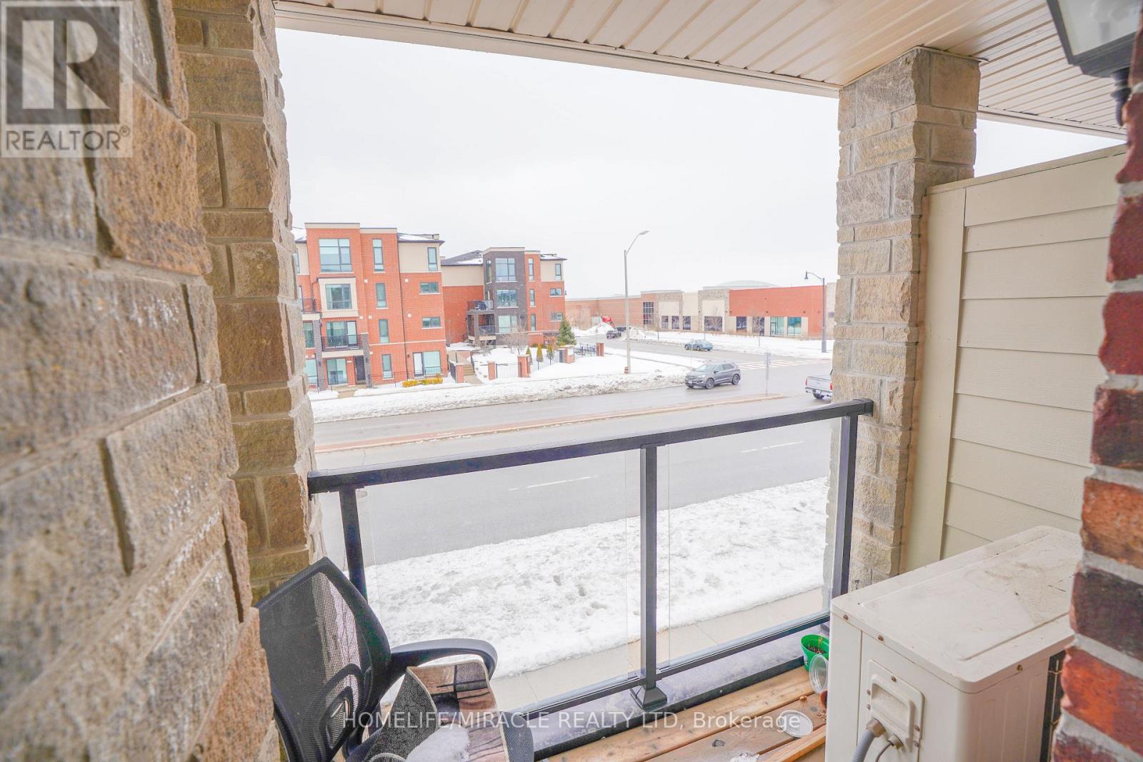 98 - 200 Veterans Drive, Brampton, Ontario L7A 4S6 - Photo 7 - W12830900