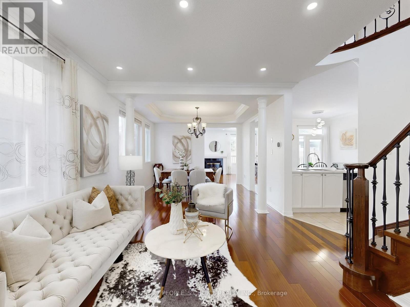 5875 O'meara Street, Mississauga, Ontario  L5V 2X2 - Photo 6 - W12829398