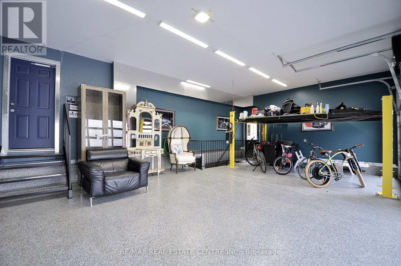 27 Woodmans Court, Kitchener, Ontario  N2P 2B2 - Photo 34 - X12830844