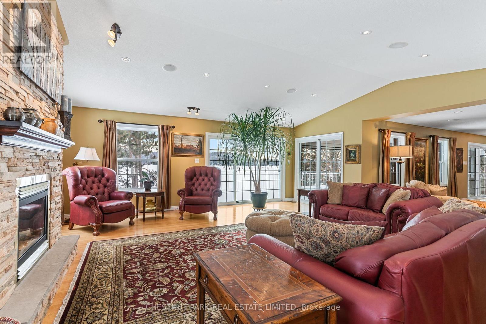 318 Mask Island Drive, Madawaska Valley, Ontario  K0J 1B0 - Photo 28 - X12830852