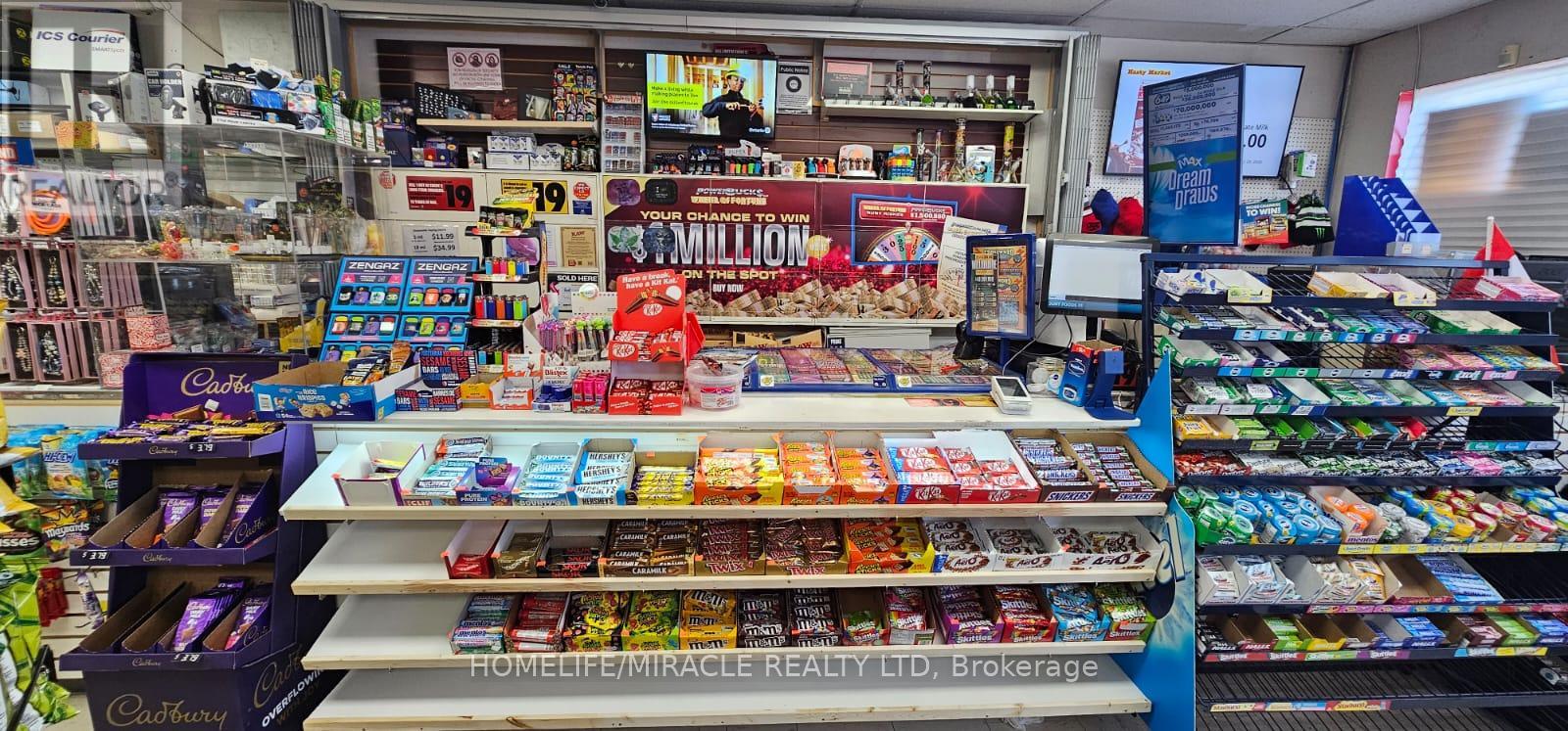 2 - 969 Upper Ottawa Street, Hamilton, Ontario  L8T 4V9 - Photo 8 - X12830892