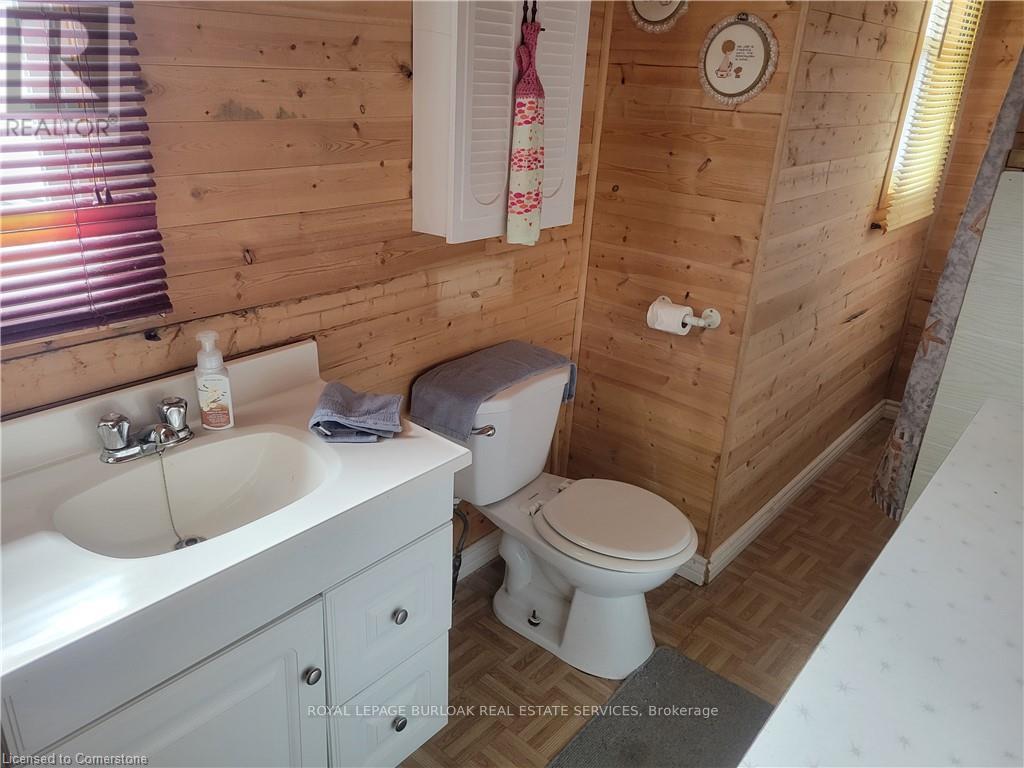 1072 Lakeshore Road, Haldimand, Ontario  N0A 1P0 - Photo 12 - X12830904