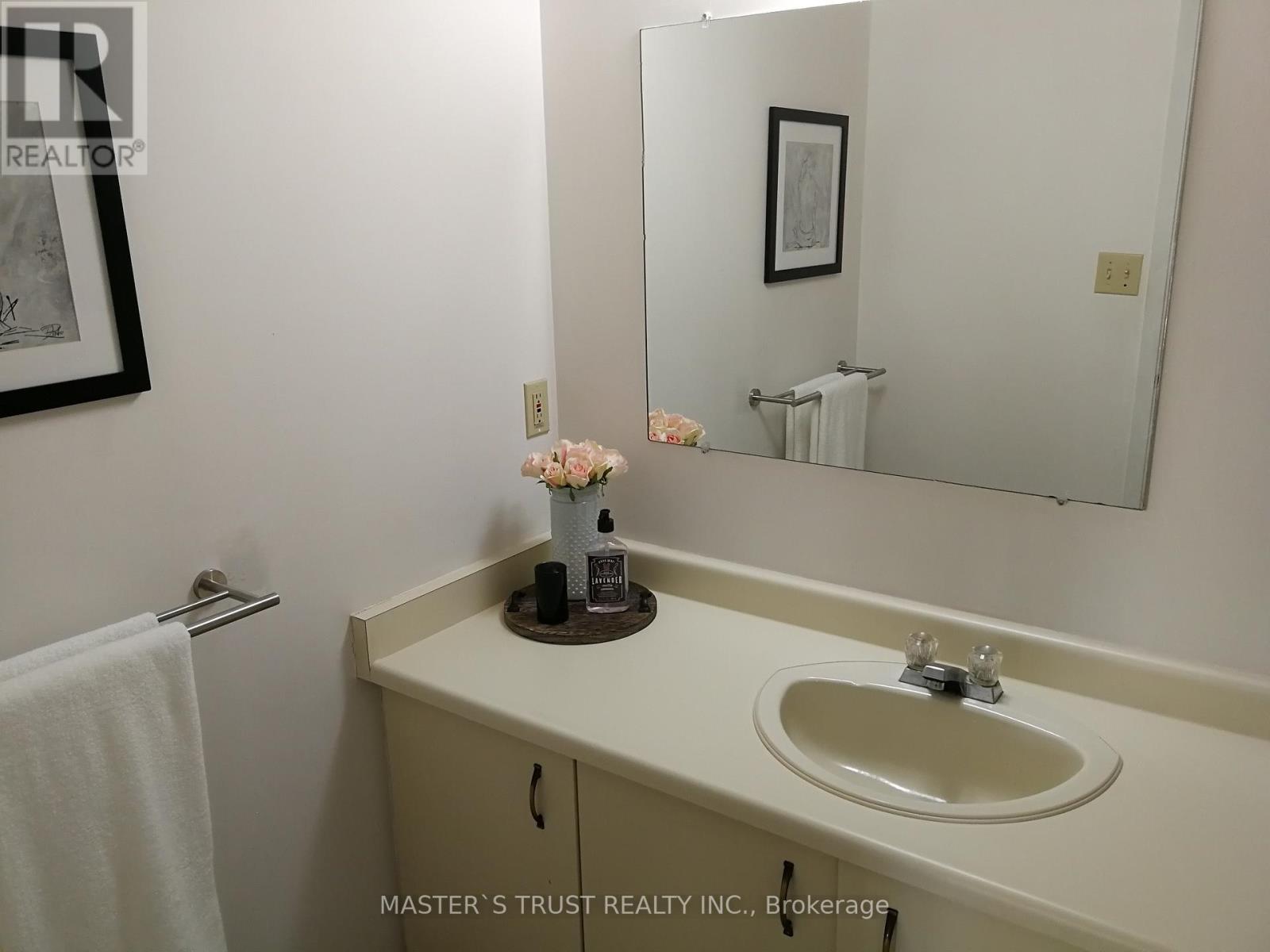 603 - 358 Waterloo Avenue, Guelph, Ontario  N1H 7Y3 - Photo 7 - X12830918