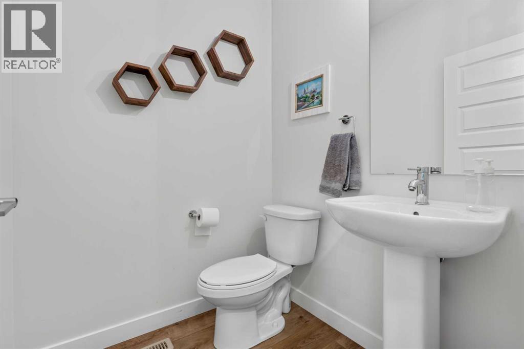 1331 Bayside Drive Sw, Airdrie, Alberta T4B 3W8 - Photo 24 - A2285570