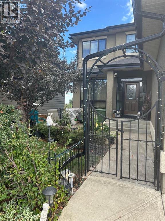 22 Valley Creek Road Nw, Calgary, Alberta  T3B 5T9 - Photo 5 - A2289384