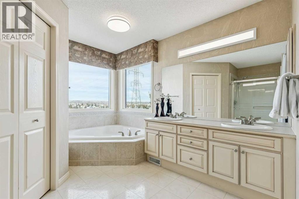 22 Valley Creek Road Nw, Calgary, Alberta  T3B 5T9 - Photo 21 - A2289384