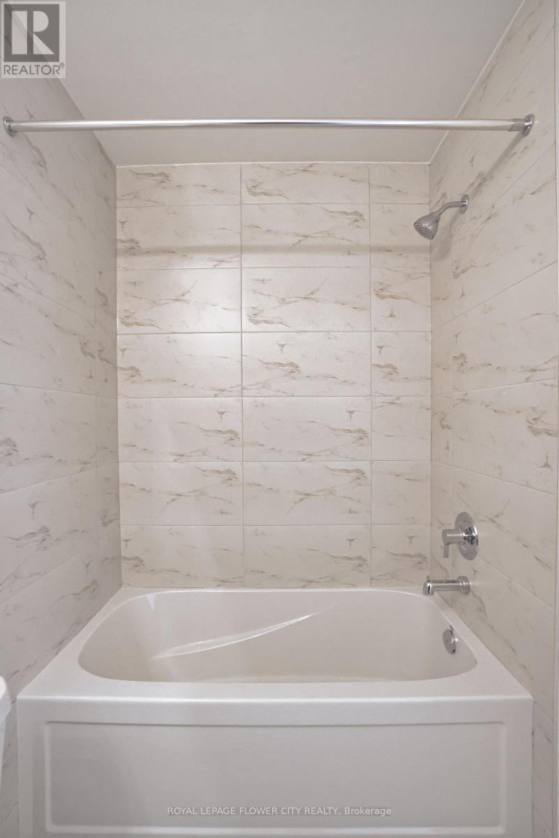 171 Petch Avenue E, Caledon, Ontario  L7C 4P3 - Photo 10 - W12825158