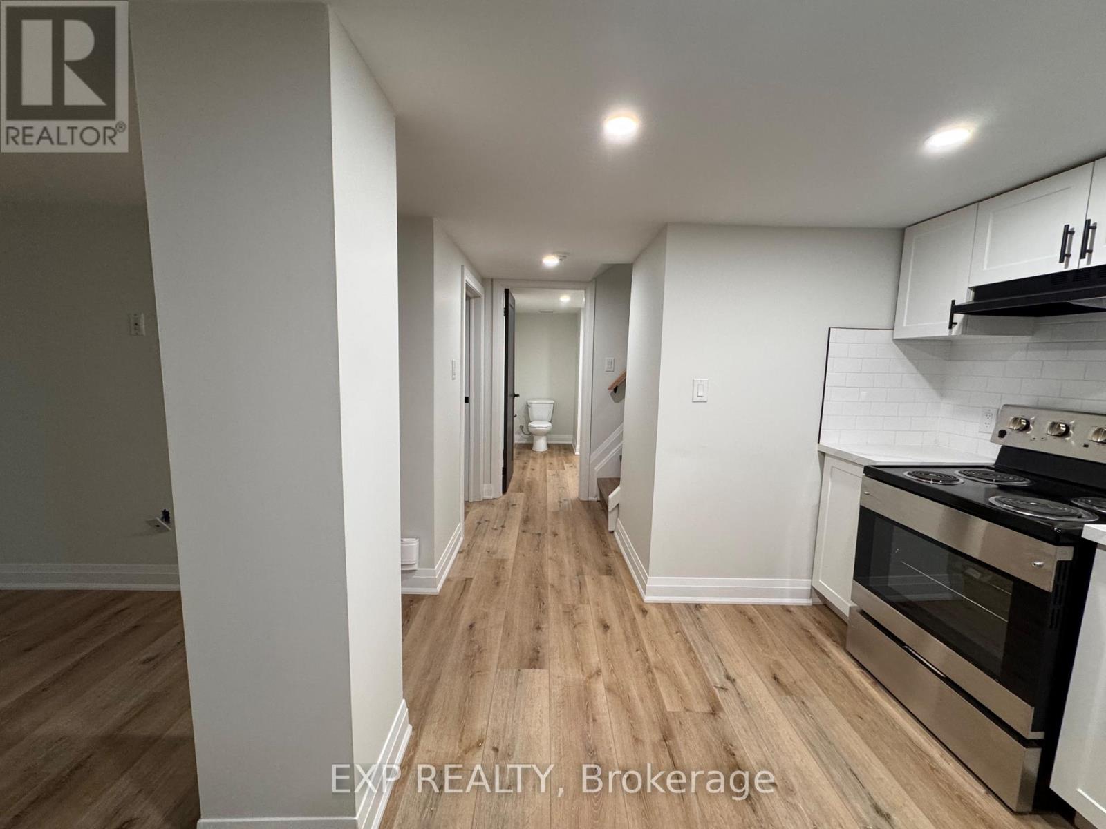 5 - 952 Main Street E, Hamilton, Ontario  L8M 1M8 - Photo 7 - X12728634