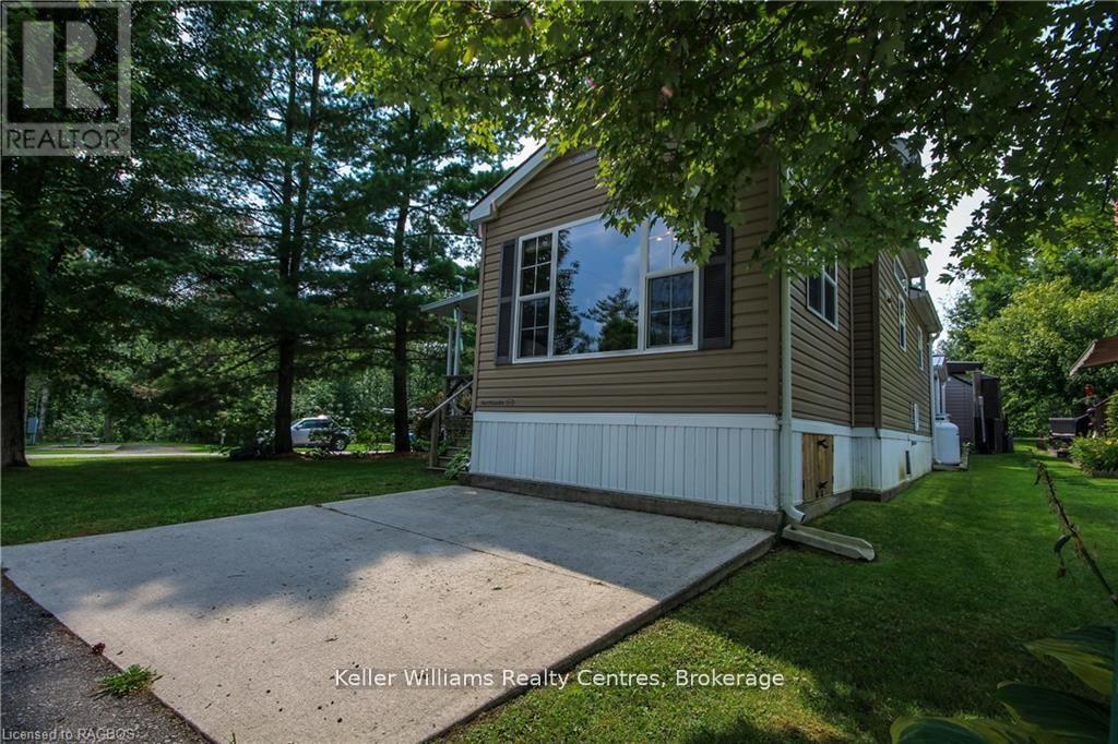 A28 - 13 Southline Avenue, Huron-Kinloss, Ontario  N0G 2B0 - Photo 4 - X12830932