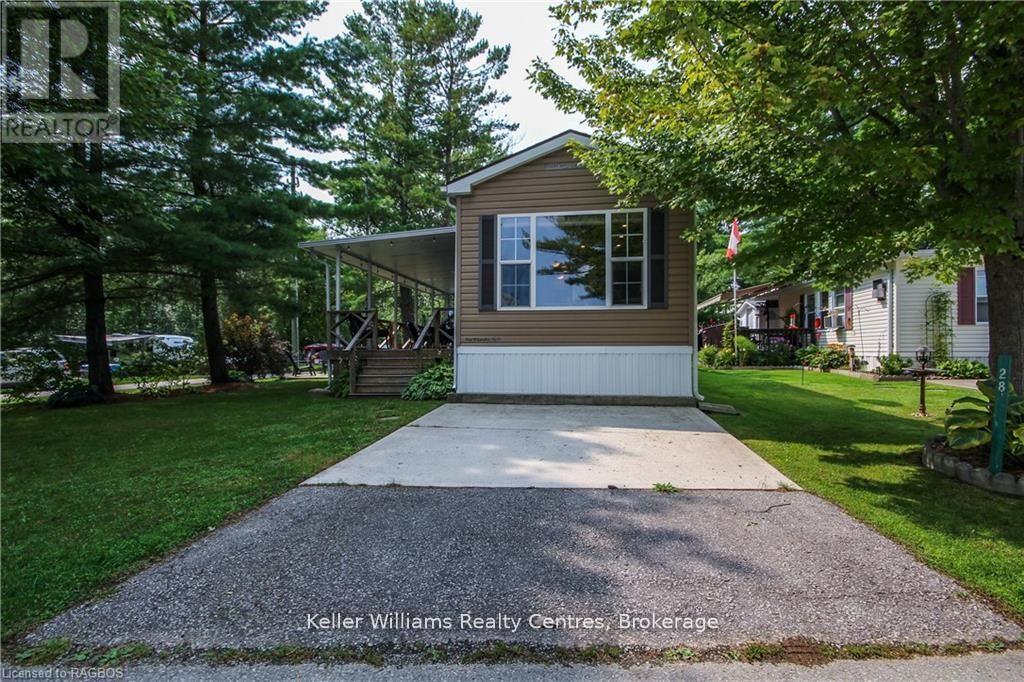 A28 - 13 Southline Avenue, Huron-Kinloss, Ontario  N0G 2B0 - Photo 5 - X12830932