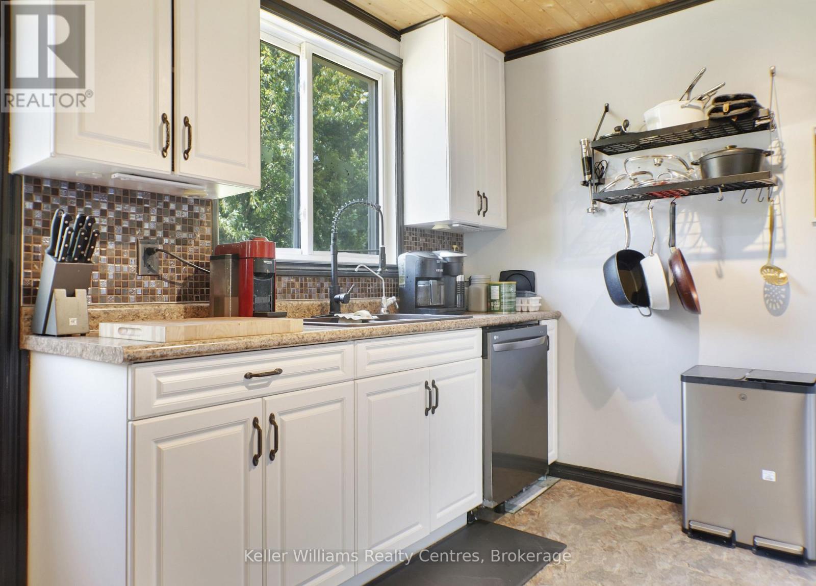 3000 Bruce 1 Road, Brockton, Ontario N0G 2T0 - Photo 14 - X12830934