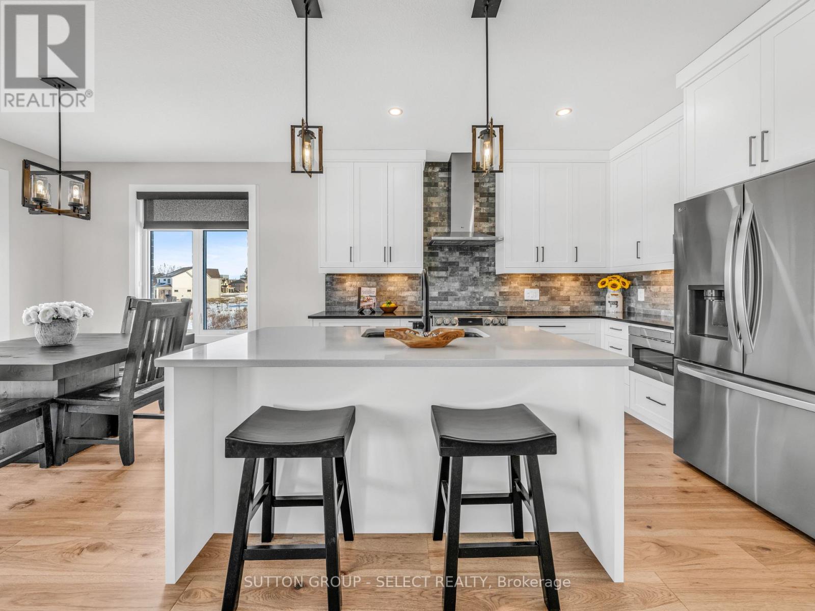 2222 Linkway Boulevard, London South, Ontario  N6K 0K9 - Photo 12 - X12830978