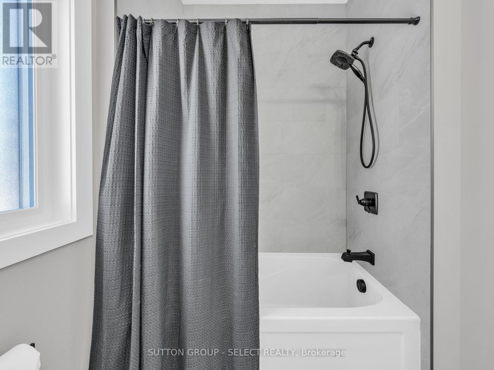 2222 Linkway Boulevard, London South, Ontario  N6K 0K9 - Photo 25 - X12830978