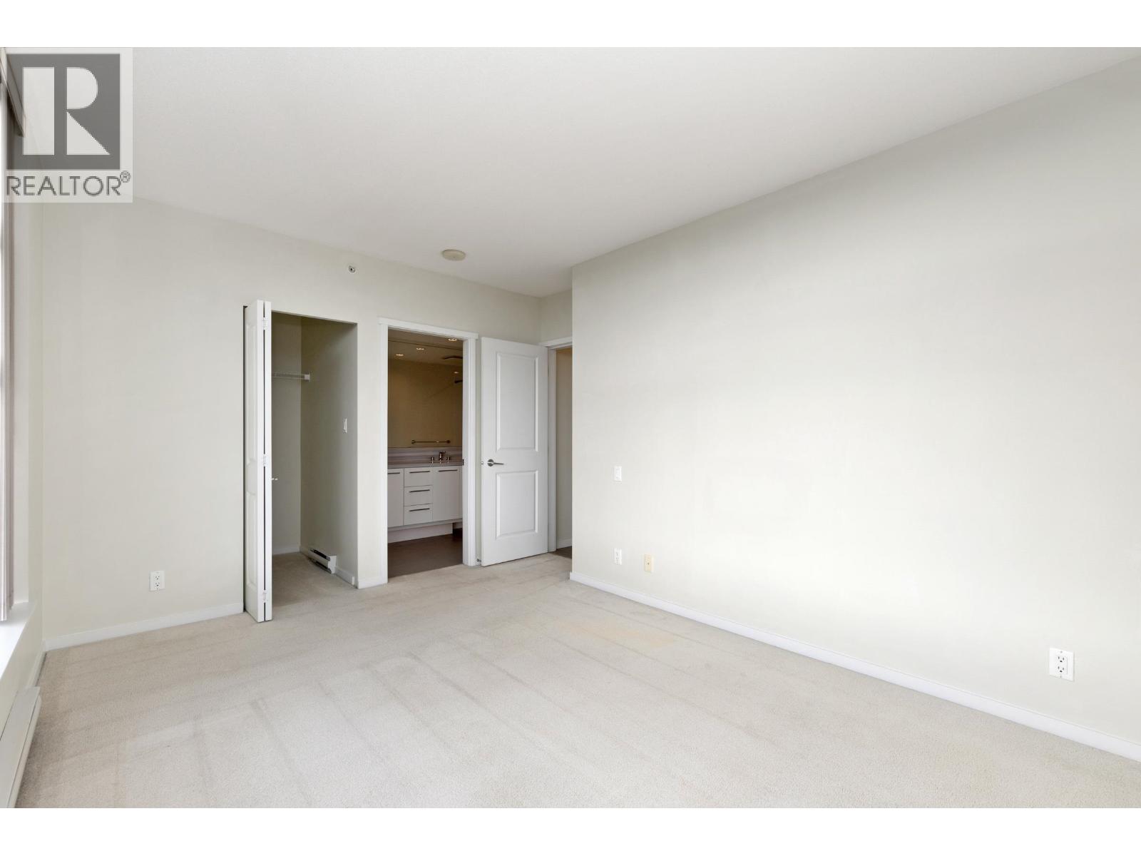 2501 3102 Windsor Gate, Coquitlam, British Columbia  V3B 0J3 - Photo 12 - R3094207