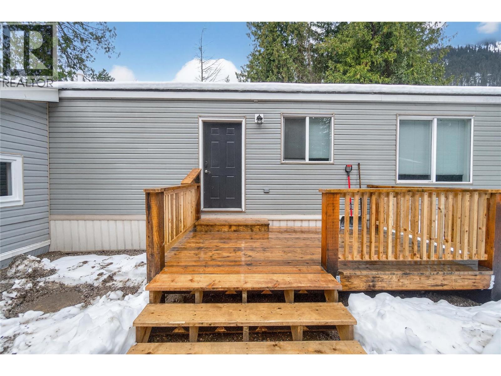 3277 Loschinski Road, Revelstoke, British Columbia  V0E 2S0 - Photo 55 - 10371277