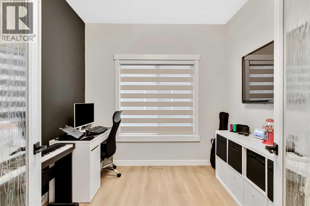 46 Highwood Drive, Okotoks, Alberta  T1S 5S4 - Photo 18 - A2287302